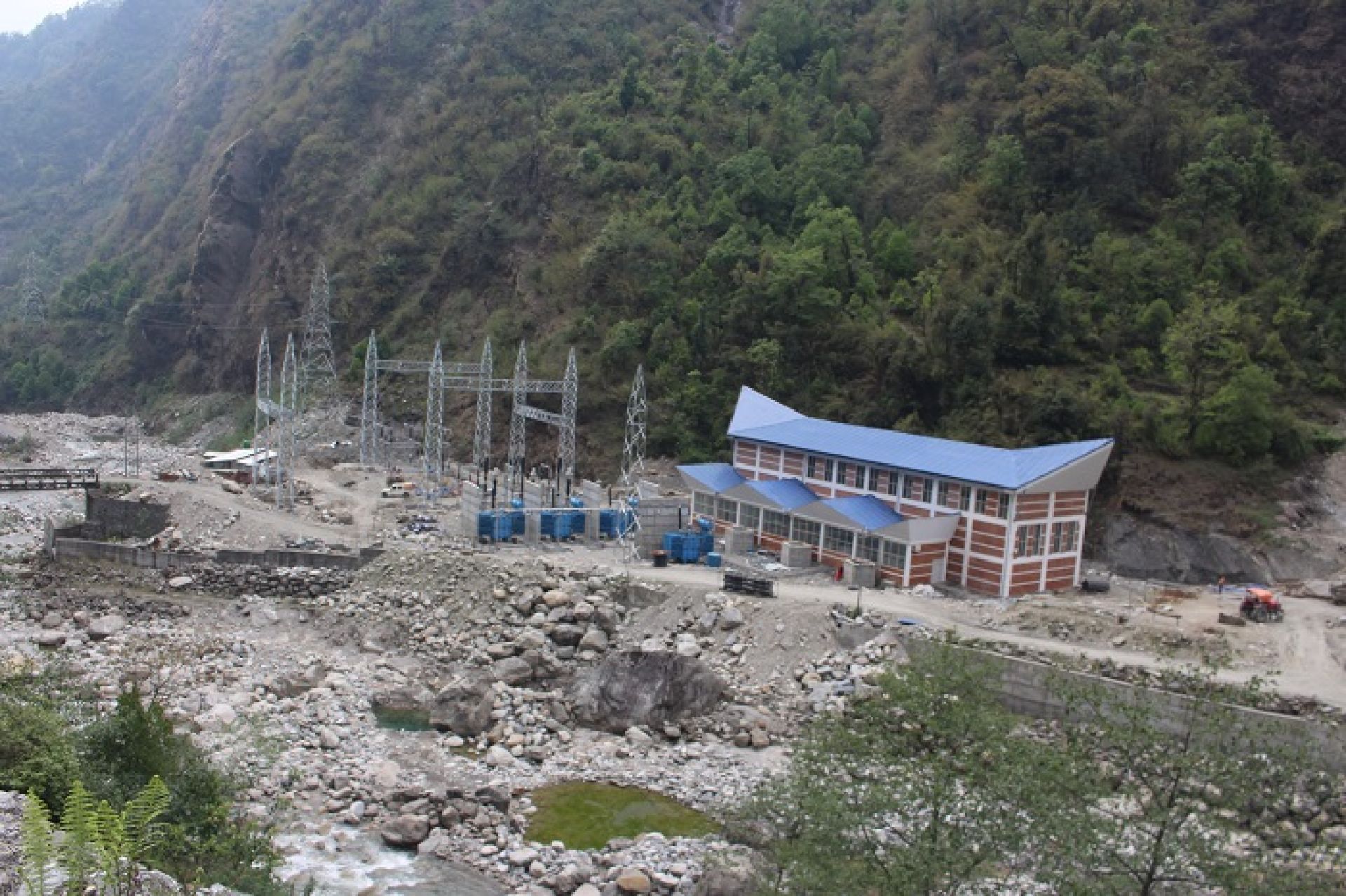 Construction of Thulokhola hydro project of 21.3 megawatt capacity in final stage